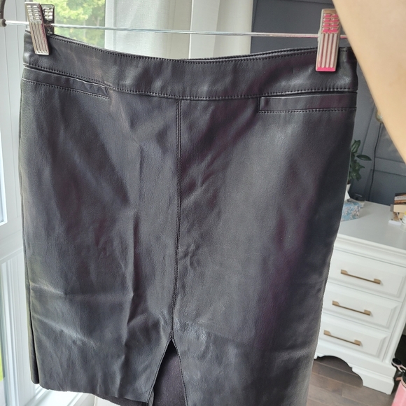 Black Leather skirt - Picture 6 of 6